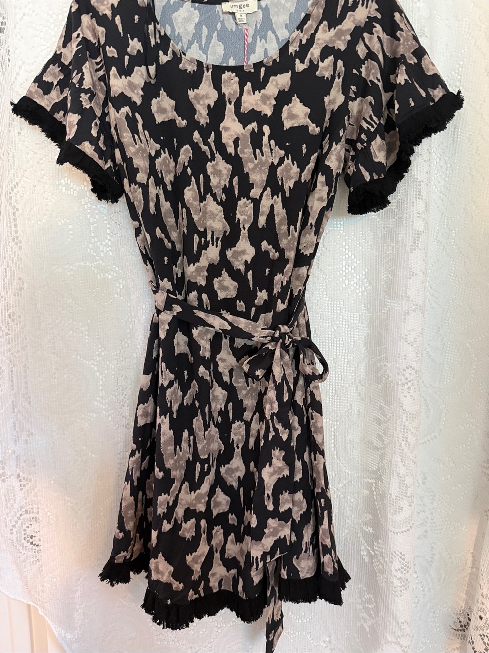Umgee Black & Taupe Abstract Tie-Waist Mini Dress | NWT | Size M - Picture 2 of 7